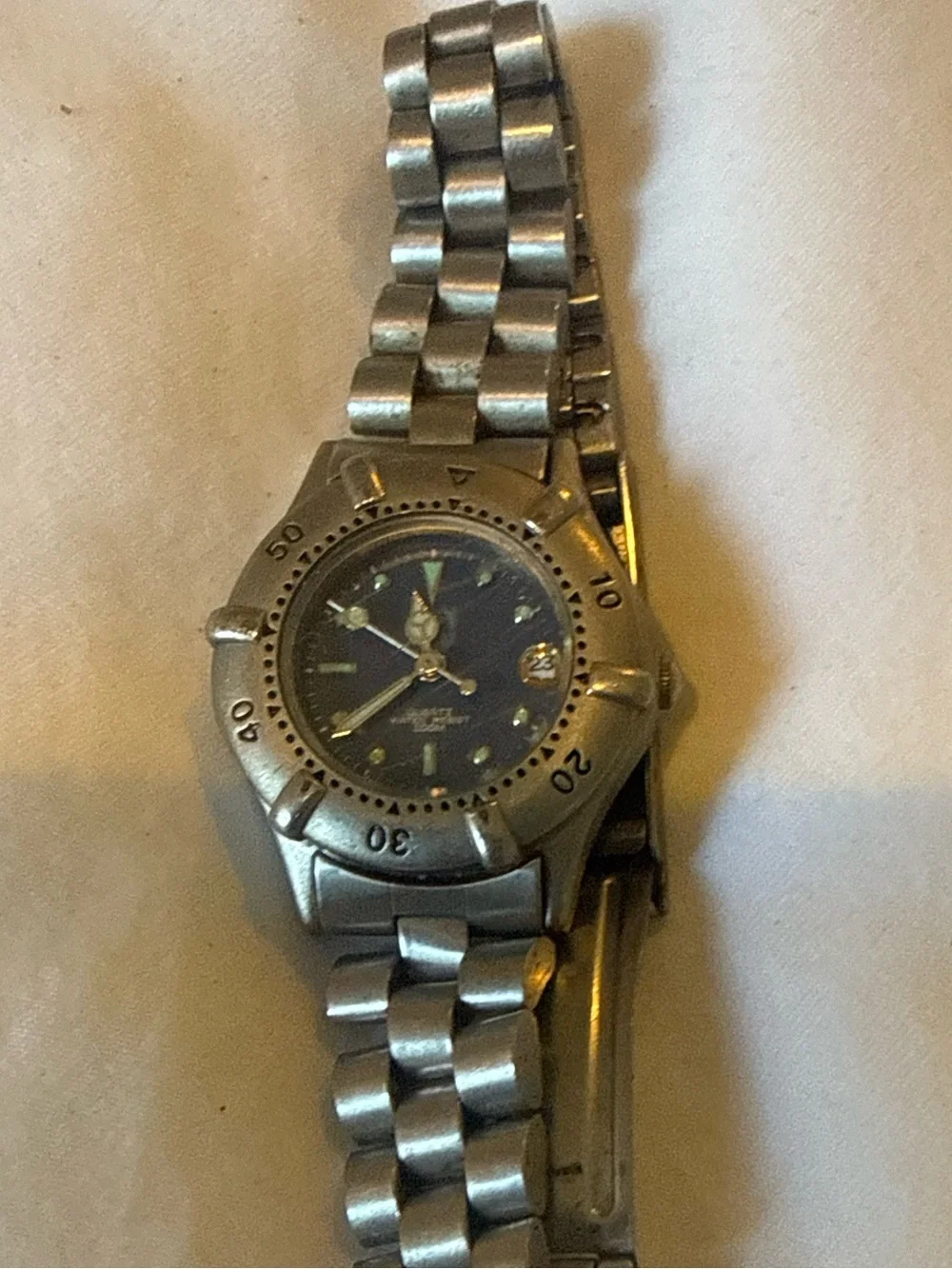 Tag Heuer Vintage Diver Stainless Steel Women’s Watch in Silver